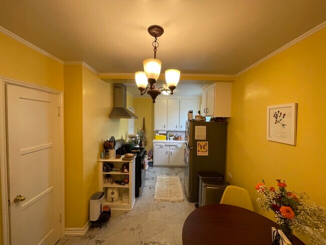 Foto del edificio - 5522 Edgewood Pl