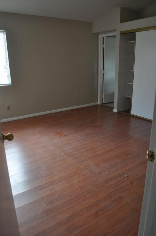 Foto del edificio - 1128 Pleasant Brook St