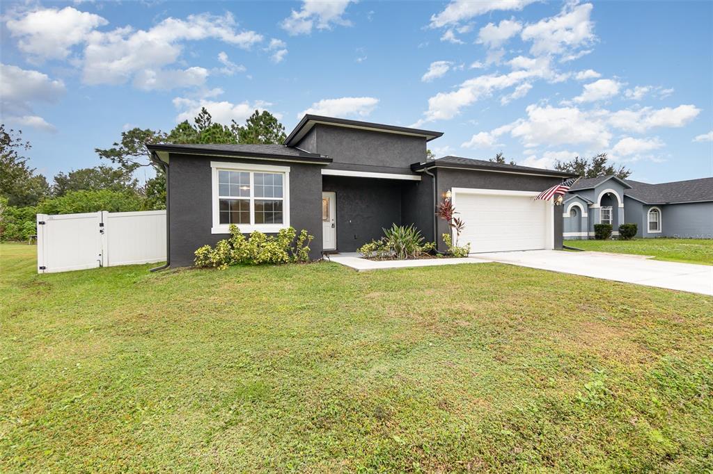 Foto principal - 520 Nogales Ct