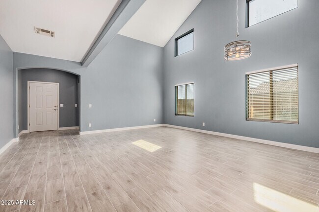 Foto del edificio - 22164 W Devin Dr