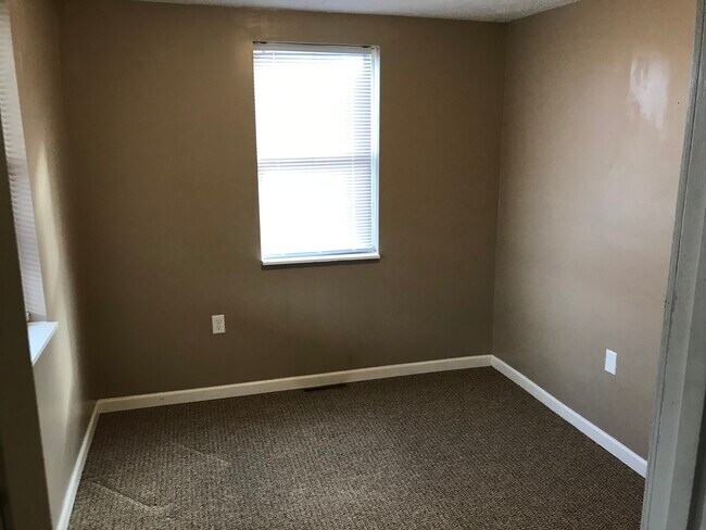 Foto del edificio - 18 Highland Ave