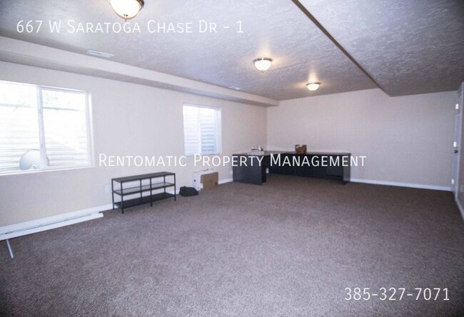Building Photo - 667 W Saratoga Chase Dr
