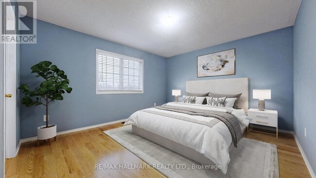 Building Photo - 55 Walkview Crescent