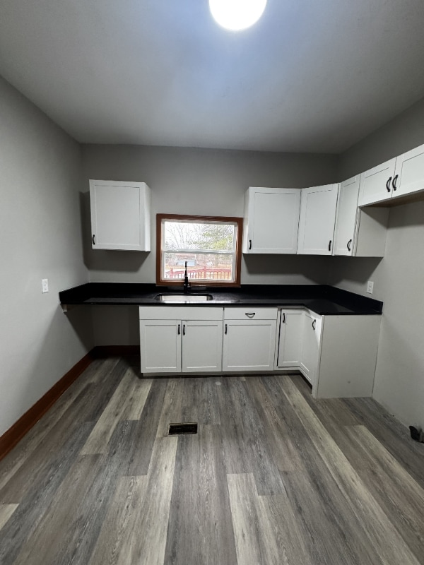 Building Photo - 164 Miami Rd