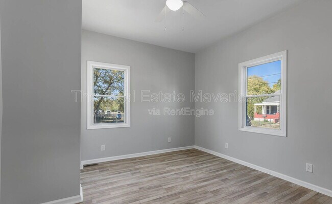 Foto del edificio - 1810 Jackson St