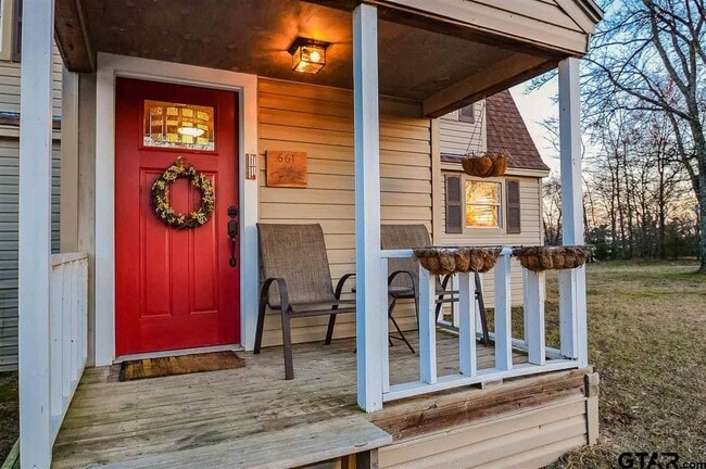 Building Photo - 661 Private Rd 7422