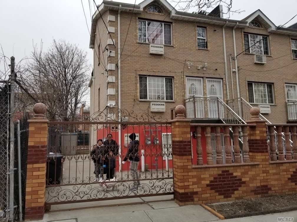Primary Photo - 150-11 109th Rd