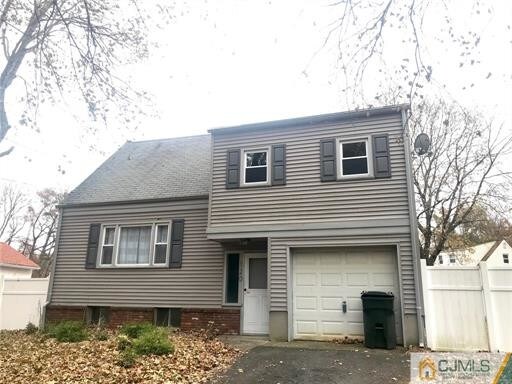 Primary Photo - 120 Pearl Pl