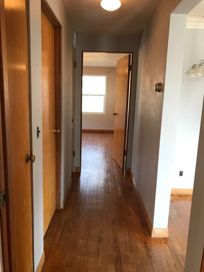 Hallway - 5109 21st Ave