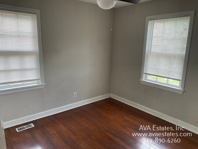 Foto del edificio - 2210 Court St