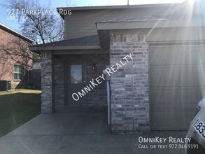 Building Photo - 927 Parkplace Ridge