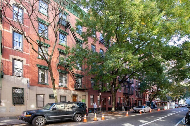 Foto del edificio - 234 W 16th St