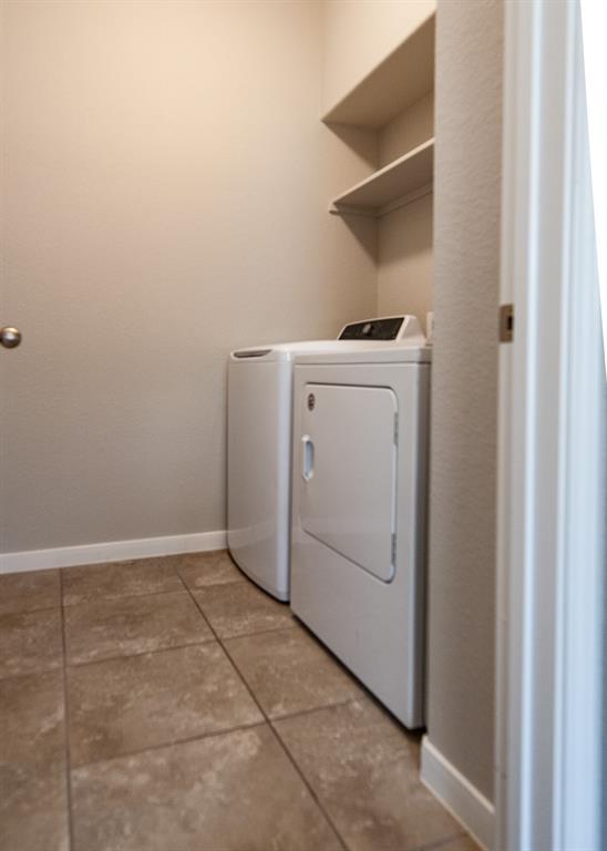 Foto del edificio - 830 Conroe Wy