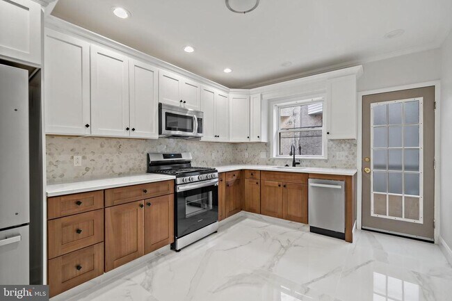 Foto del edificio - 2630 S Rosewood St