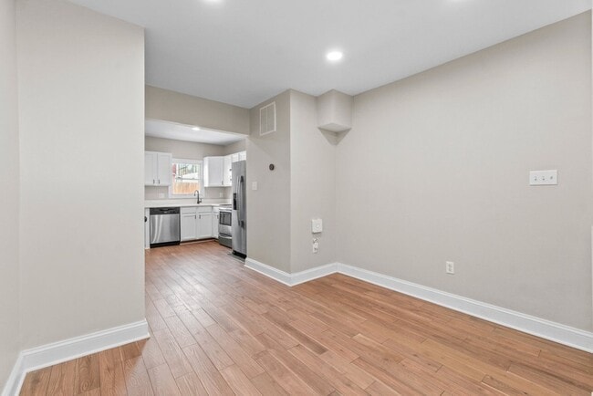 Foto del edificio - 324 W 29th St