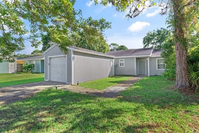 Building Photo - 540 Chateau Cir