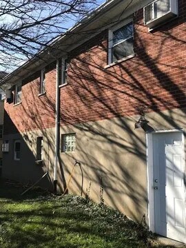 Building Photo - 854 Overlook Ave