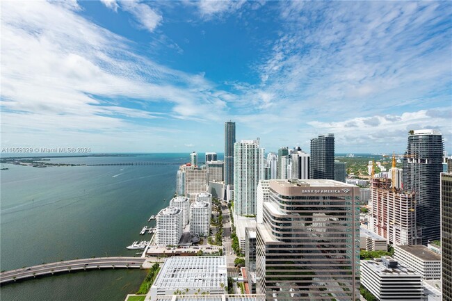 Foto del edificio - 495 Brickell Ave