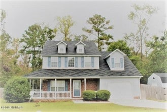 Building Photo - 110 Dunhill Ct