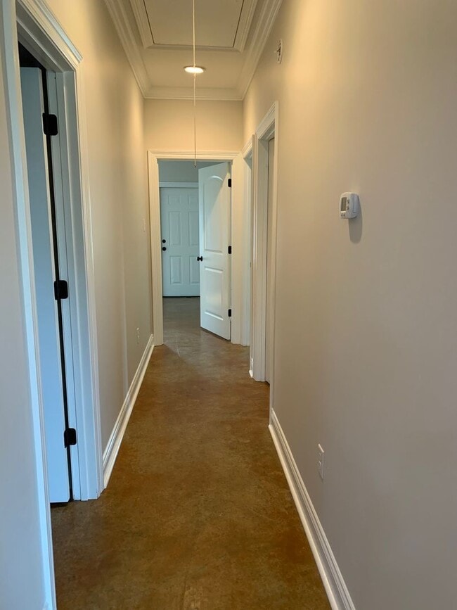 Foto del edificio - 3 Bedroom 2 bath Duplex for lease