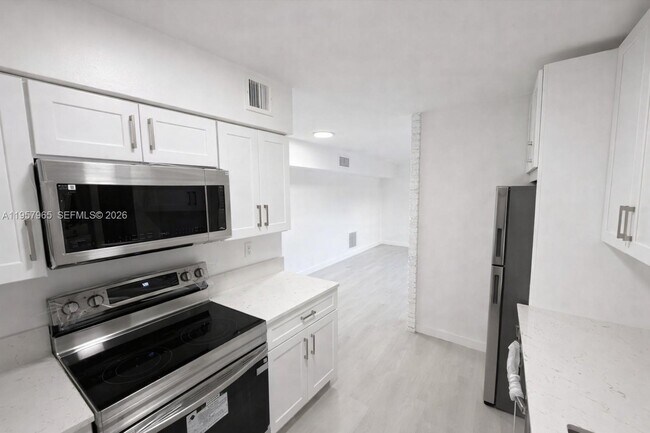 Foto del edificio - 501 NW 13th St