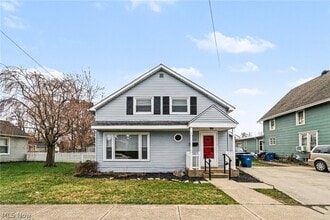 Building Photo - 5425 Ohio St