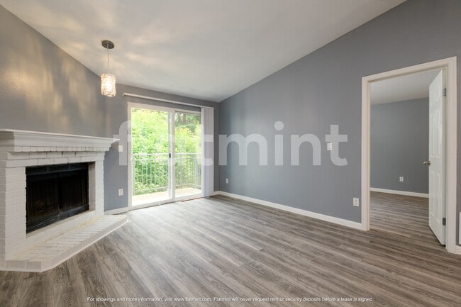 Building Photo - 12636 100th Ln NE