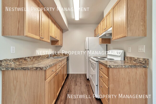Building Photo - 7768 S Candlelite Ln