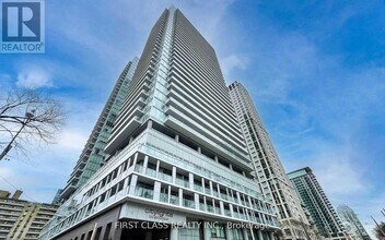 Building Photo - 99 Broadway Ave