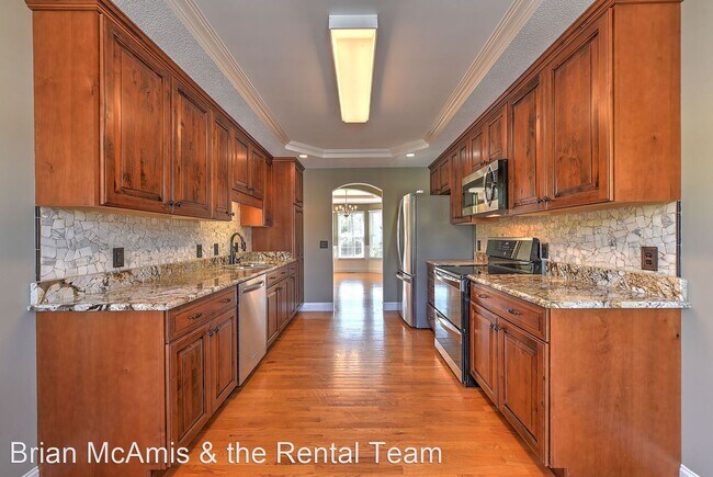 Building Photo - 3 br, 3 bath House - 4532 Palomino Dr