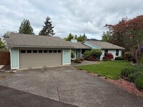 Building Photo - 2078 NW Lance Way
