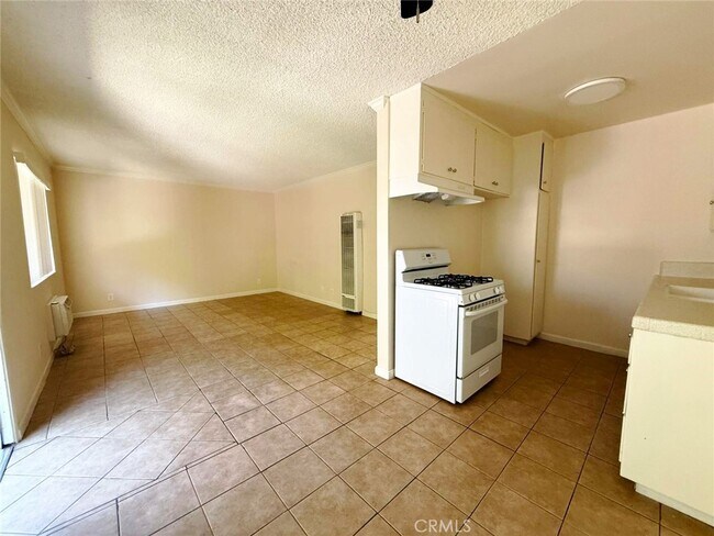Foto del edificio - 8371 Northgate Ave