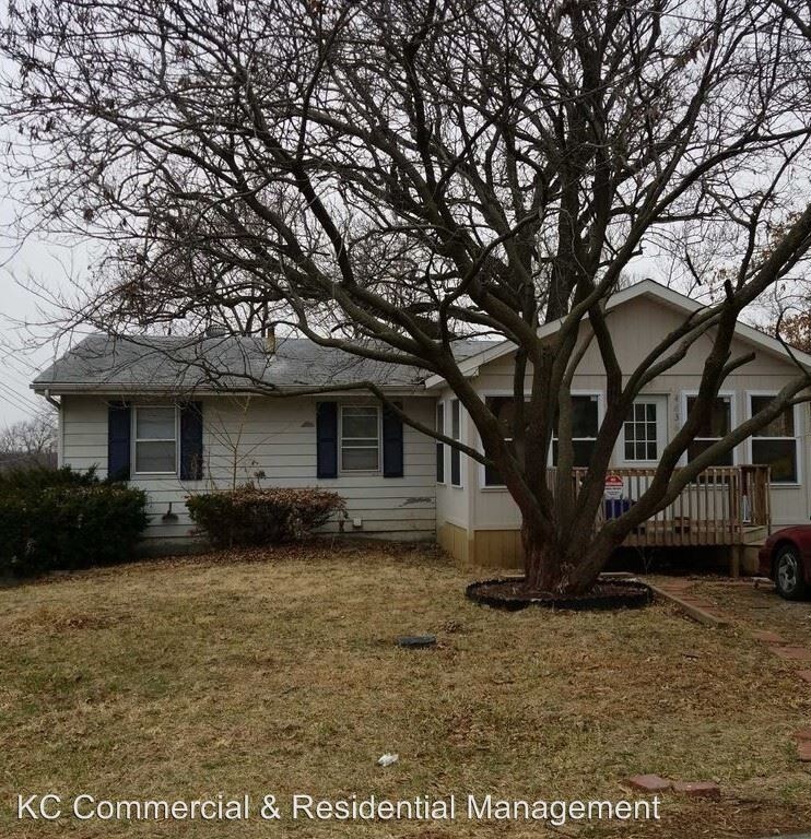 Primary Photo - 4 br, 2 bath House - 4636 N Elmwood Ave