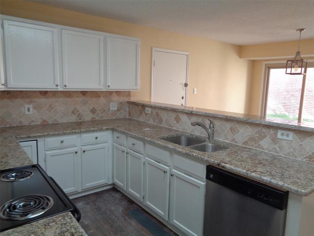 Building Photo - 2915 Sunset Point Ln
