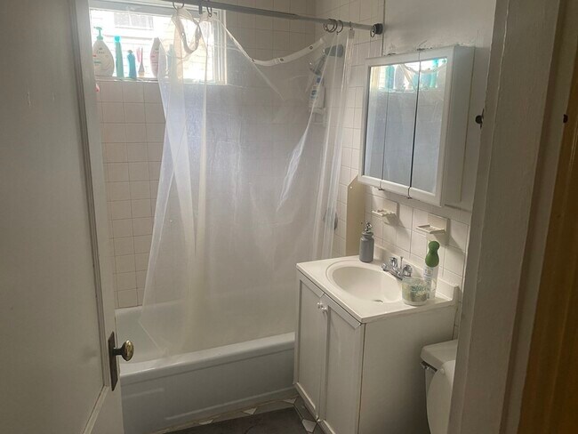 Foto del edificio - 29 Sunset Rd