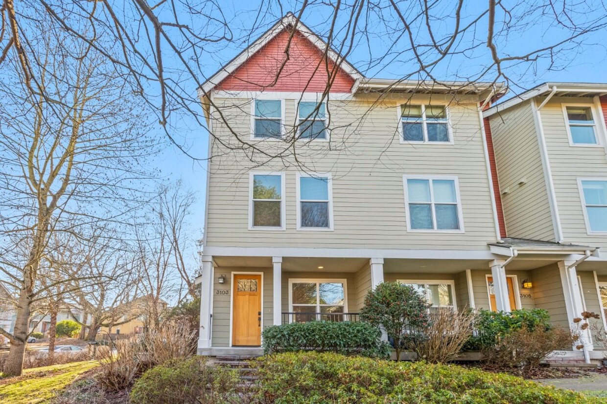 Foto principal - 3Bd/2.5Ba Seattle Townhouse