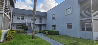 Building Photo - 43 Burgundy A