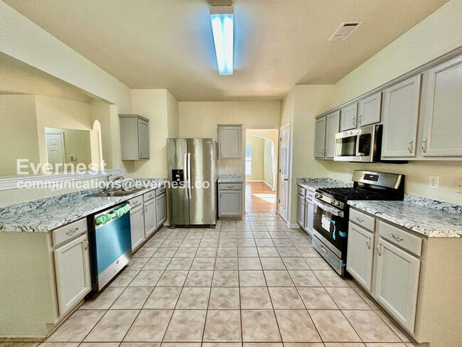 Foto del edificio - 3550 Red Willow Ct