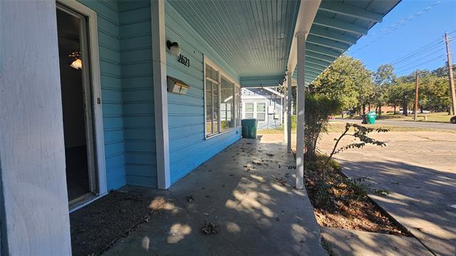 Building Photo - 2621 N Locust St