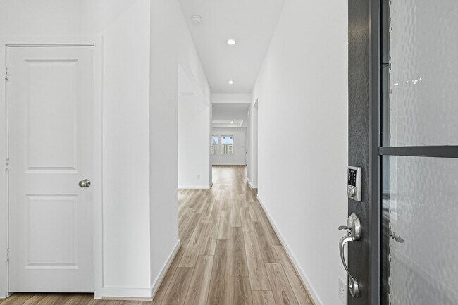 Building Photo - 21423 Gateshead Run Dr