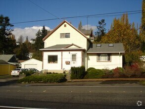 Building Photo - 1809 Harris Ave