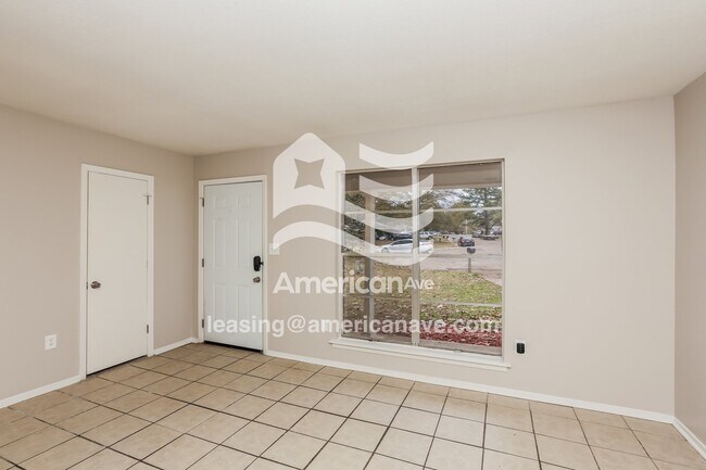 Foto del edificio - 187 E Woodcrest Dr