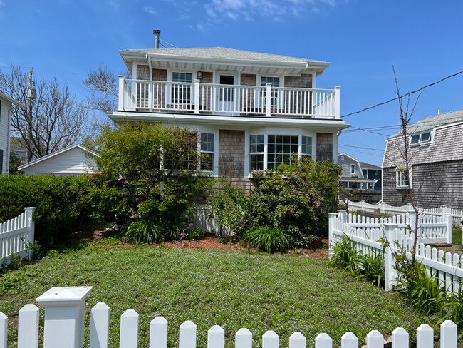 Building Photo - 93 Marion Rd