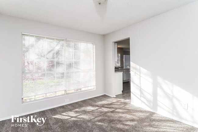 Foto del edificio - 3217 Marie Ln