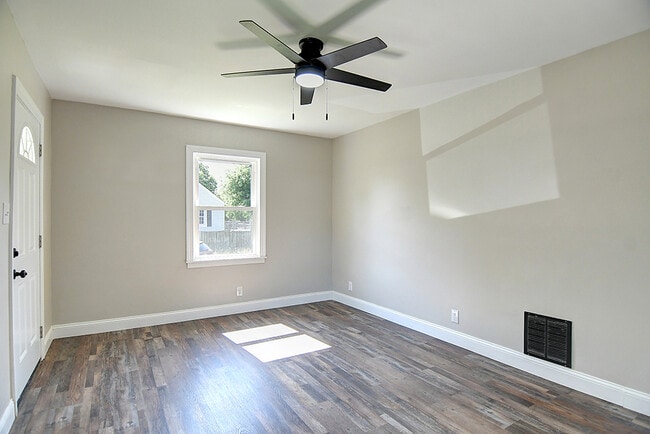 Building Photo - 2201 Wilbraham Rd