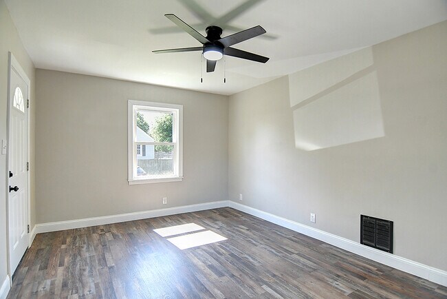 Foto del edificio - 2201 Wilbraham Rd