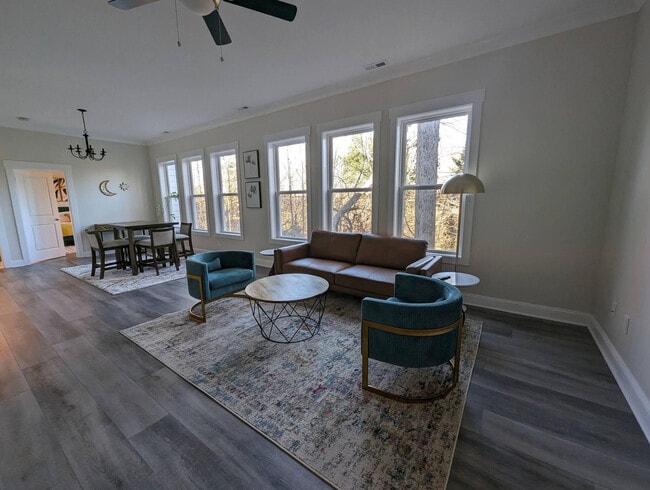 Foto del edificio - 2756 Bridgegate Trce NE