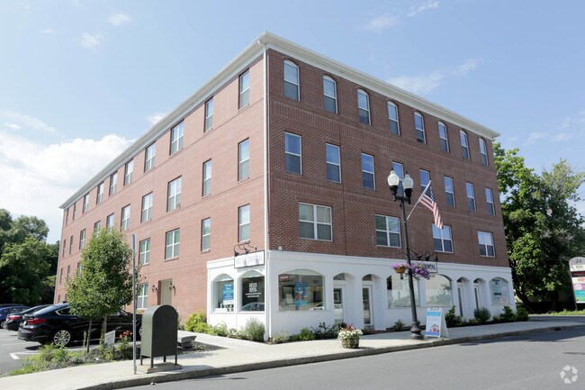 16 Main St, Maynard, MA 01754 Apartments Maynard, MA