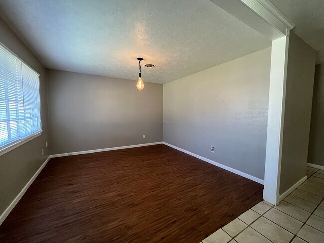 Foto del edificio - Welcome Home!! Make this home yours today!