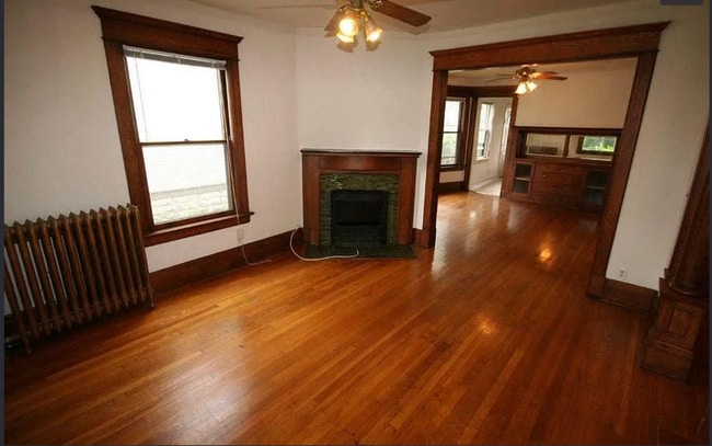 Building Photo - 1076 Ashland Ave